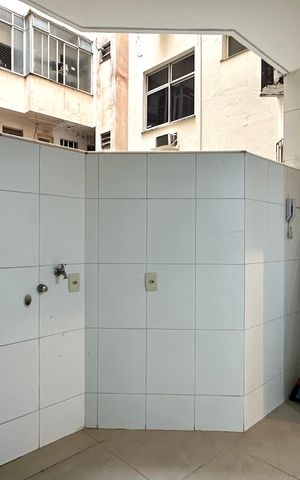 Apartamento para alugar com 151m², 3 quartos e 1 vaga