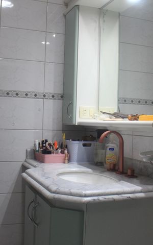 Apartamento à venda com 70m², 2 quartos e 2 vagasBanheiro da Suíte
