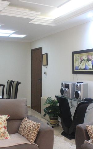 Apartamento à venda com 70m², 2 quartos e 2 vagasSala
