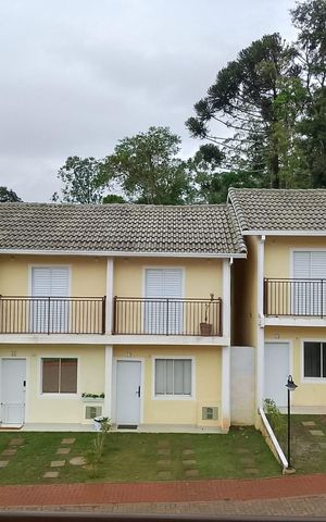 Casa de condomínio para alugar com 70m², 2 quartos e 1 vaga Casa de condomínio para alugar com 70m², 2 quartos e 1 vagaFachada