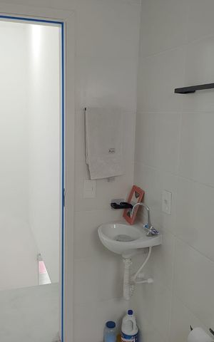 Casa de condomínio para alugar com 70m², 2 quartos e 1 vaga Casa de condomínio para alugar com 70m², 2 quartos e 1 vagaBanheiro