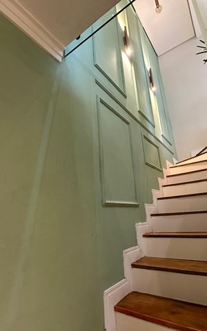 Apartamento à venda com 69m², 2 quartos e 2 vagas Apartamento à venda com 69m², 2 quartos e 2 vagasEscada
