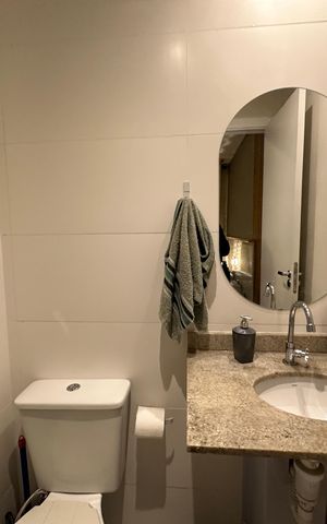 Apartamento à venda com 69m², 2 quartos e 2 vagas Apartamento à venda com 69m², 2 quartos e 2 vagasBanheiro da Suíte 1