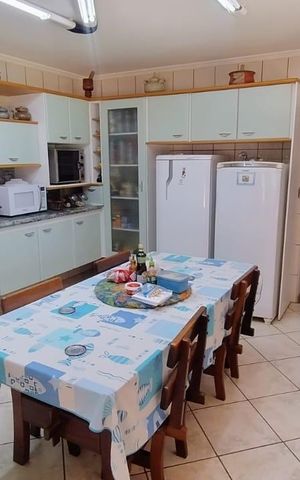 Casa de condomínio à venda com 482m², 3 quartos e 4 vagasCozinha