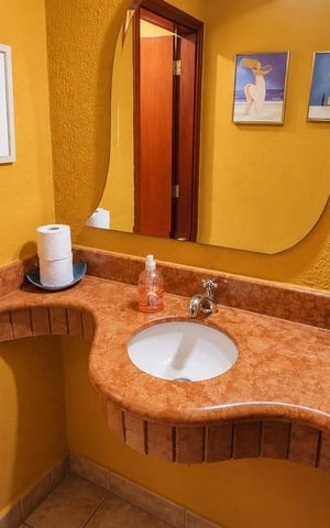 Casa de condomínio à venda com 482m², 3 quartos e 4 vagasBanheiro