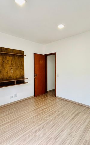 Apartamento à venda com 90m², 3 quartos e 2 vagasSuíte