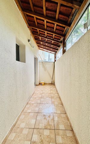 Apartamento à venda com 90m², 3 quartos e 2 vagasLavanderia