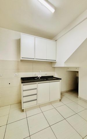 Apartamento à venda com 90m², 3 quartos e 2 vagasCozinha 