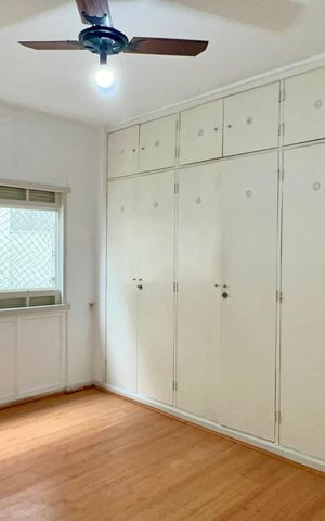 Apartamento para alugar com 220m², 3 quartos e 1 vaga Apartamento para alugar com 220m², 3 quartos e 1 vagaQuarto 1