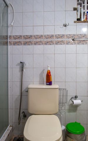 Casa de condomínio à venda com 115m², 3 quartos e sem vaga Casa de condomínio à venda com 115m², 3 quartos e sem vagaBanheiro 1