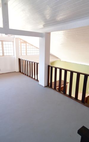 Casa à venda com 280m², 4 quartos e 3 vagasMezanino