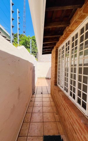 Casa à venda com 280m², 5 quartos e 3 vagas