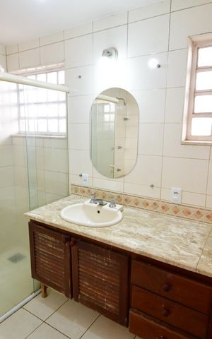 Casa à venda com 280m², 4 quartos e 3 vagasBanheiro Suíte