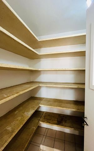 Casa à venda com 280m², 5 quartos e 3 vagas