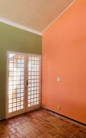 Casa à venda com 280m², 5 quartos e 3 vagas