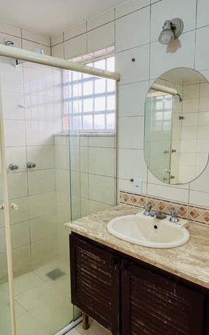 Casa à venda com 280m², 5 quartos e 3 vagas