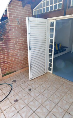 Casa à venda com 280m², 4 quartos e 3 vagasQuarto 1 - Sacada