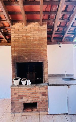 Casa à venda com 280m², 5 quartos e 3 vagas