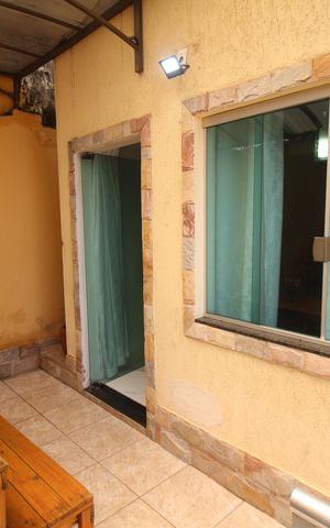 Casa à venda com 180m², 3 quartos e 2 vagasQuintal