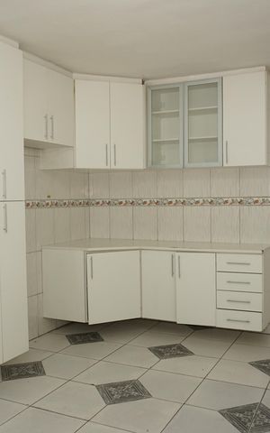 Casa para alugar com 660m², 2 quartos e 1 vagaCozinha