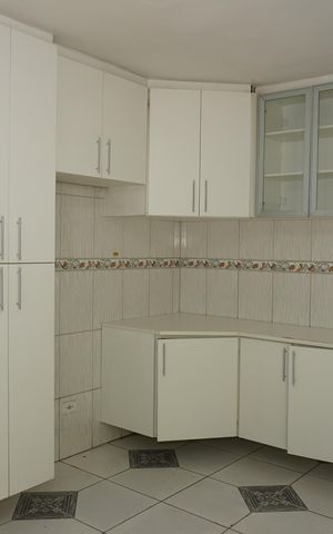 Casa para alugar com 660m², 2 quartos e 1 vagaCozinha