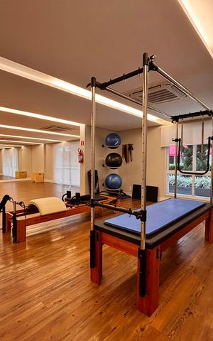 Apartamento à venda com 110m², 3 quartos e 2 vagas Apartamento à venda com 110m², 3 quartos e 2 vagasÁrea comum - Academia