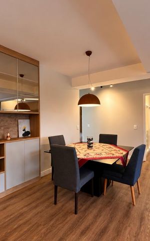 Apartamento à venda com 110m², 3 quartos e 2 vagas Apartamento à venda com 110m², 3 quartos e 2 vagasSala