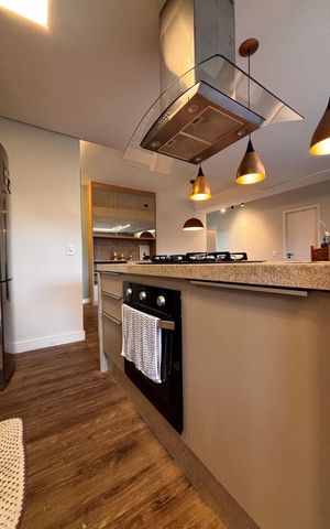Apartamento à venda com 110m², 3 quartos e 2 vagas Apartamento à venda com 110m², 3 quartos e 2 vagasCozinha