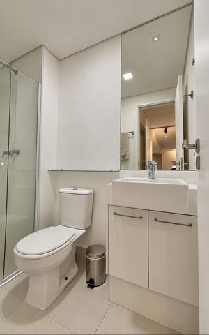 Apartamento à venda com 110m², 3 quartos e 2 vagas Apartamento à venda com 110m², 3 quartos e 2 vagasBanheiro suíte 1