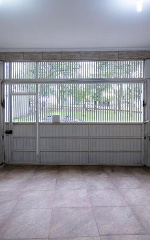Casa para alugar com 210m², 3 quartos e 2 vagas Casa para alugar com 210m², 3 quartos e 2 vagasGaragem