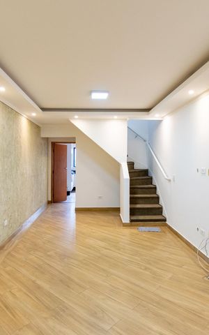 Casa para alugar com 210m², 3 quartos e 2 vagas Casa para alugar com 210m², 3 quartos e 2 vagasSala