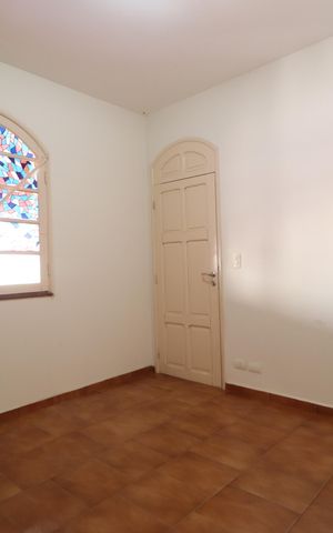 Casa para alugar com 200m², 3 quartos e 6 vagasSala 2
