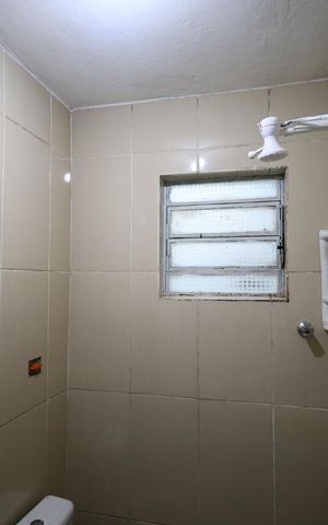 Casa para alugar com 35m², 1 quarto e sem vagaBanheiro