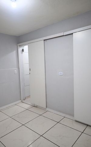Casa para alugar com 35m², 1 quarto e sem vagaQuarto 1