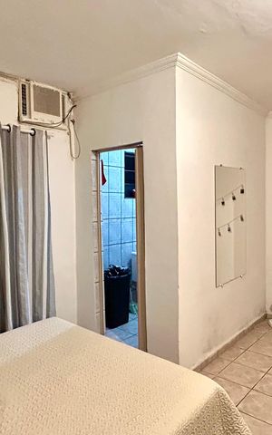 Casa à venda com 300m², 5 quartos e 5 vagas Casa à venda com 300m², 5 quartos e 5 vagasQuarto 3