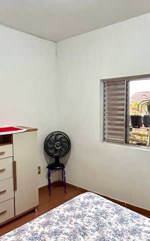 Casa à venda com 300m², 5 quartos e 5 vagas Casa à venda com 300m², 5 quartos e 5 vagasQuarto 2
