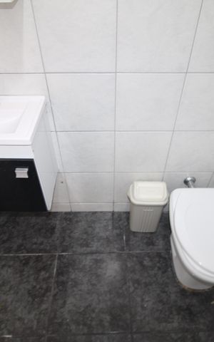 Casa à venda com 141m², 1 quarto e 1 vagaBanheiro