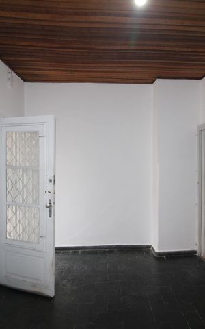 Casa à venda com 141m², 1 quarto e 1 vagaSala