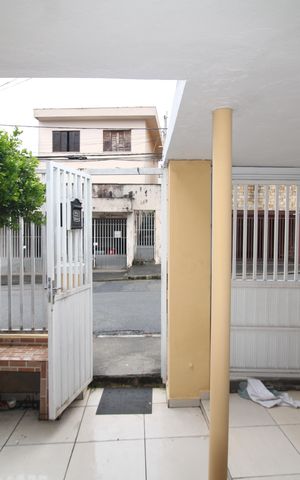 Casa à venda com 141m², 1 quarto e 1 vagaQuintal