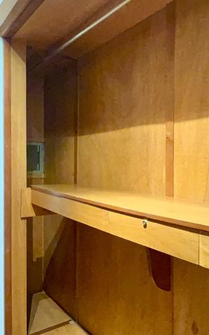 Apartamento para alugar com 140m², 3 quartos e 1 vaga Apartamento para alugar com 140m², 3 quartos e 1 vagaCloset da suíte