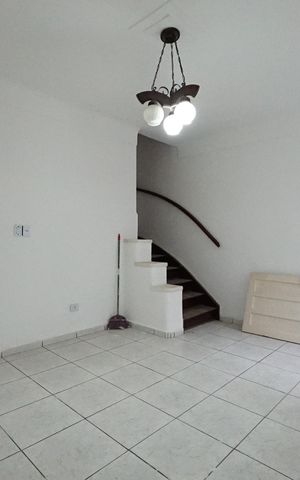 Casa para alugar com 123m², 3 quartos e 1 vagaSala