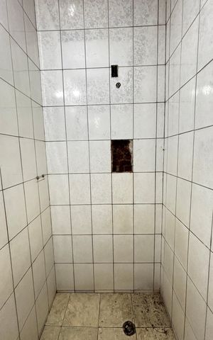 Casa para alugar com 50m², 3 quartos e 2 vagas Casa para alugar com 50m², 3 quartos e 2 vagasEdícula - Banheiro