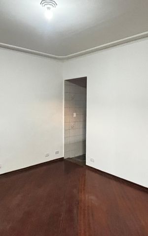 Casa para alugar com 50m², 3 quartos e 2 vagas Casa para alugar com 50m², 3 quartos e 2 vagasSala