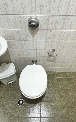 Casa para alugar com 50m², 3 quartos e 2 vagas Casa para alugar com 50m², 3 quartos e 2 vagasÁrea de Serviço - Banheiro