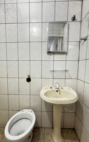 Casa para alugar com 50m², 3 quartos e 2 vagas Casa para alugar com 50m², 3 quartos e 2 vagasEdícula - Banheiro