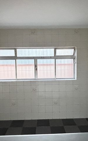 Casa para alugar com 50m², 3 quartos e 2 vagas Casa para alugar com 50m², 3 quartos e 2 vagasCozinha
