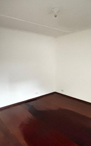 Casa para alugar com 50m², 3 quartos e 2 vagas Casa para alugar com 50m², 3 quartos e 2 vagasQuarto 1