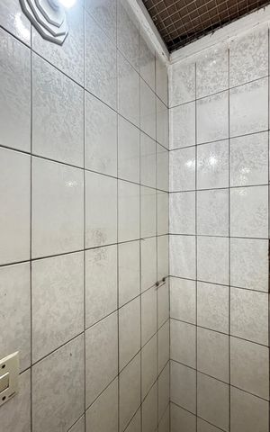 Casa para alugar com 50m², 3 quartos e 2 vagas Casa para alugar com 50m², 3 quartos e 2 vagasEdícula - Banheiro
