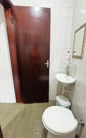 Casa para alugar com 50m², 3 quartos e 2 vagas Casa para alugar com 50m², 3 quartos e 2 vagasÁrea de Serviço - Banheiro