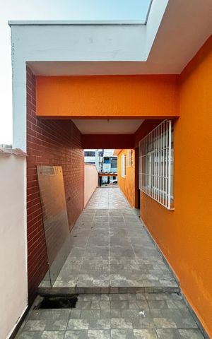 Casa para alugar com 50m², 3 quartos e 2 vagas Casa para alugar com 50m², 3 quartos e 2 vagasQuintal